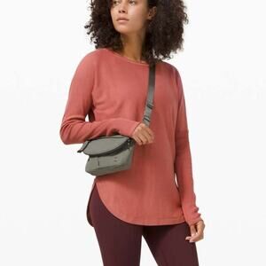 Lululemon Take it All In Sweater Brier Rose Tight Knit Long Sleeve Popover Small